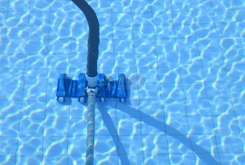 游泳池清洁工具图片