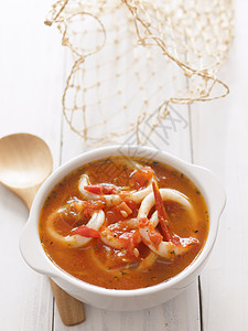加拉马里海鲜汤乌贼祖帕鱿鱼食物美味肉汤海鲜红色高清图片