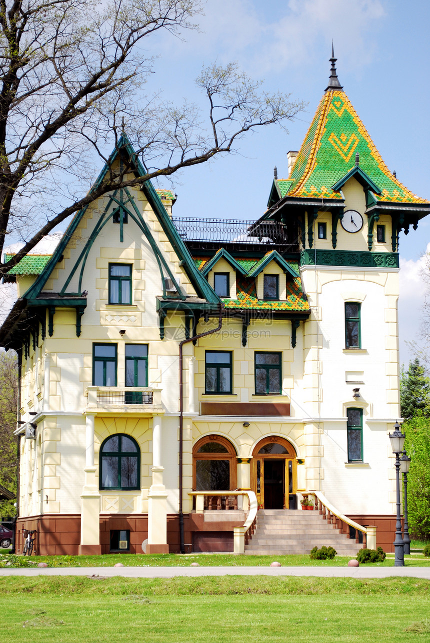 来自塞尔维亚的欧洲住宅别墅图片