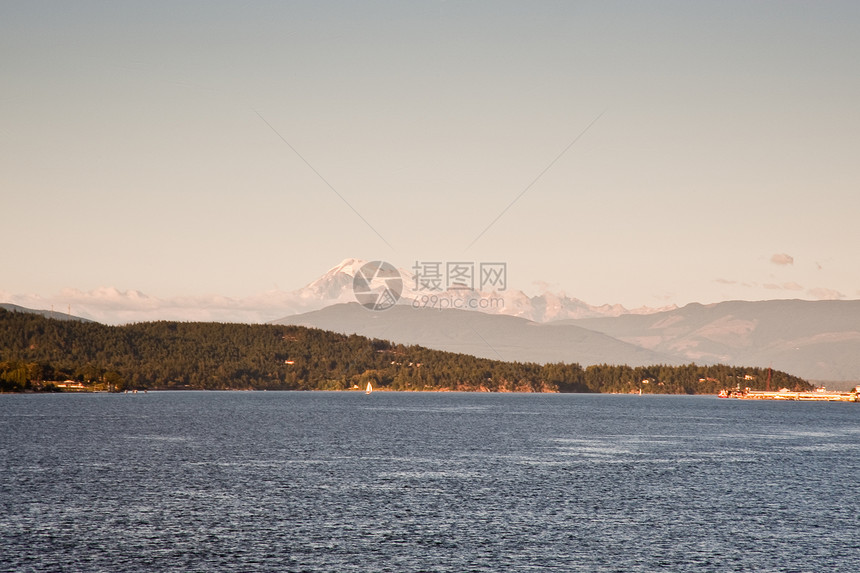 贝克山风景季节火山冰川化顶峰公吨海拔海景环境场景图片