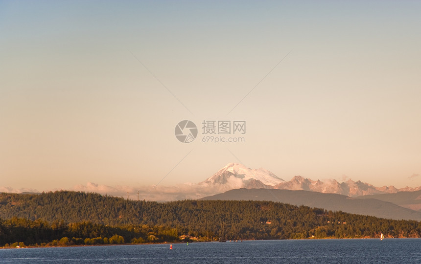 贝克山季节海景冰川化海拔环境火山风景公吨首脑顶峰图片