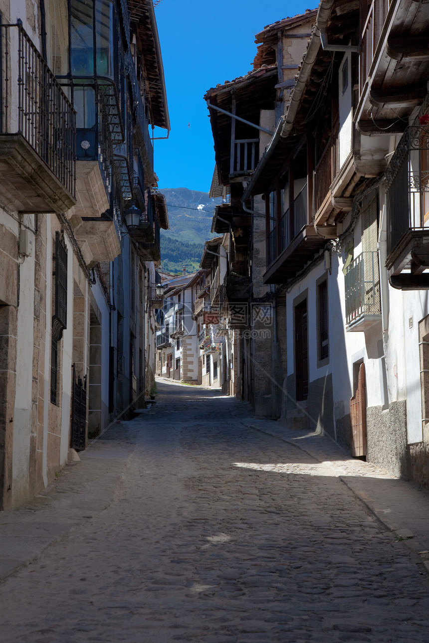 西班牙坎德拉里奥 萨拉曼卡 卡斯蒂利亚和里昂地方色彩晴天建筑学村庄图片