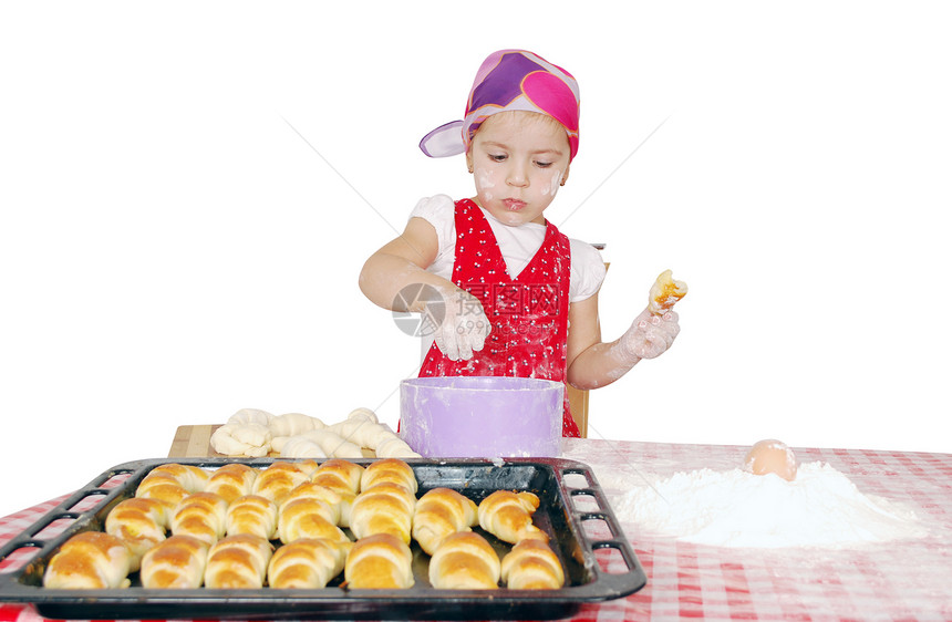 小女孩用面粉做面包卷图片