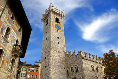 意大利大教堂广场-意大利Trento高清图片