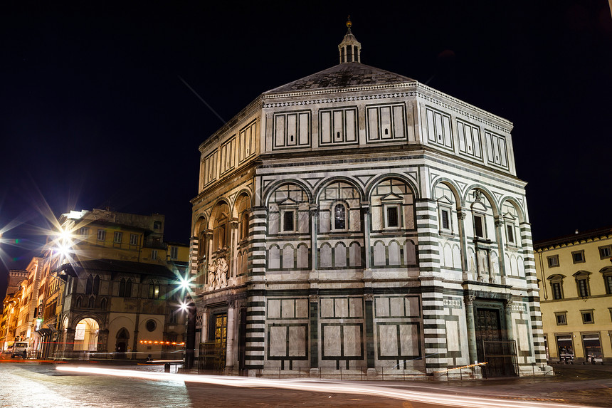 佛罗伦萨大教堂Duomo巴西圣玛丽亚游客正方形宗教旅游纪念碑文化历史地标教会城市图片