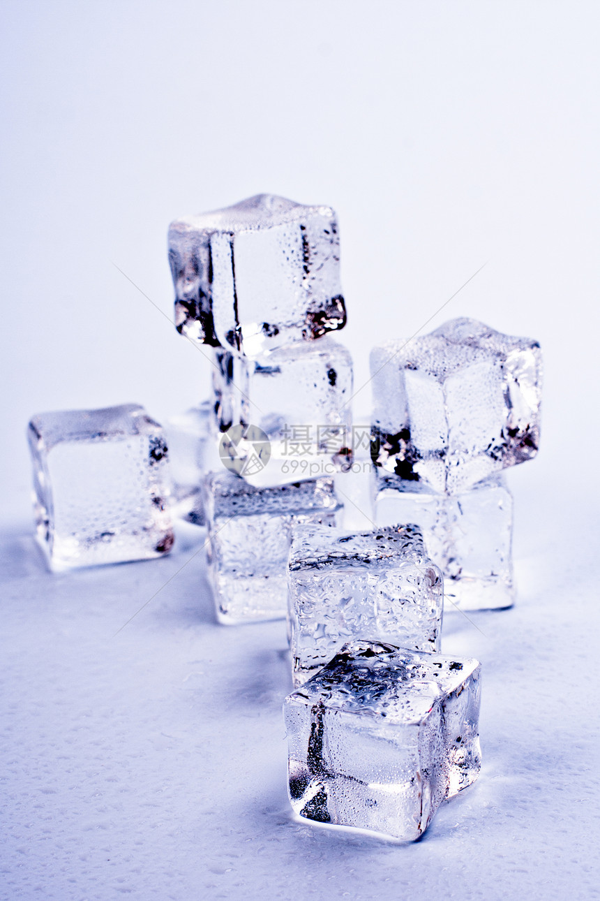 冰雪方块反射立方体冻结水晶液体团体蓝色食物冰块冰镇图片