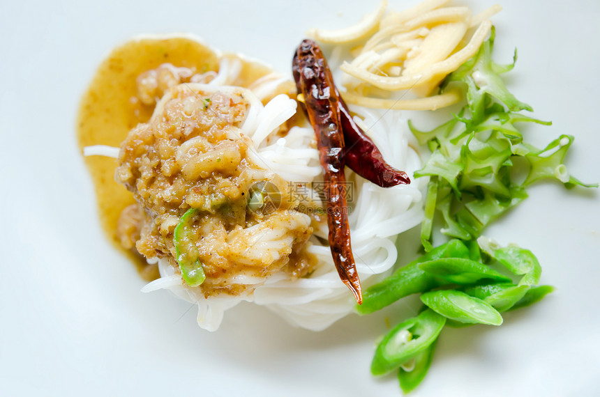 泰式食品香料美食文化蔬菜绿色辣椒面条午餐食物盘子图片