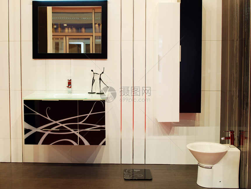 浴室内平衡制品黑色奢华房子龙头陶瓷家具厕所棕色图片