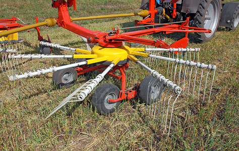 用于准备干草的农业机械高清图片