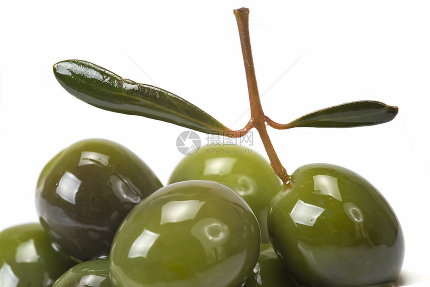 含油的绿橄榄农业飞碟蔬菜营养小吃素食食物绿色树叶美食图片