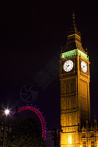 大本和伦敦之眼历史性景点红色车轮城市点燃眼睛观光历史建筑学背景图片
