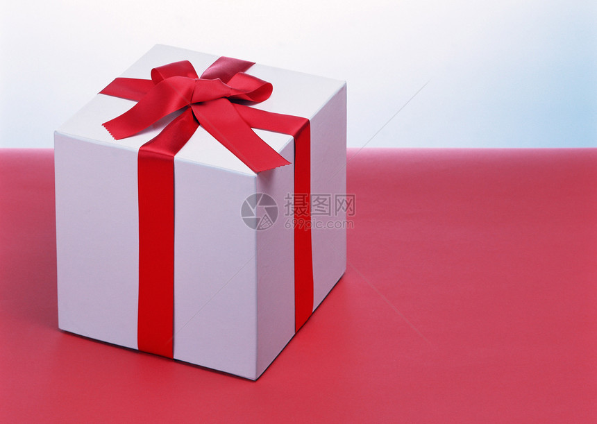 礼物盒花卉钻石金子庆典订婚戒指婚姻珠宝礼物玫瑰图片