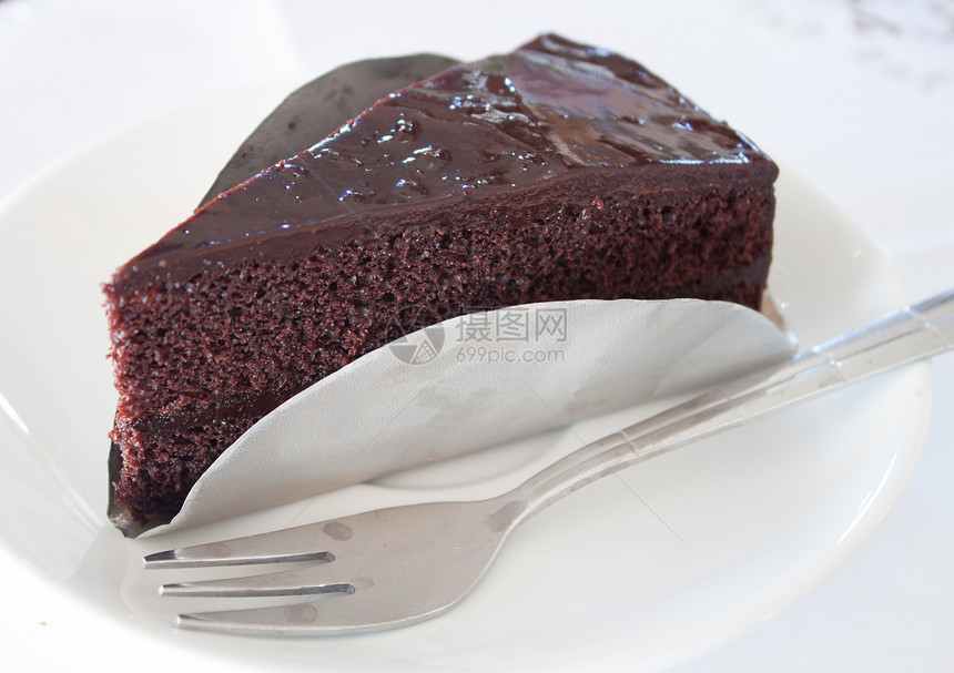 巧克力蛋糕盘子甜点食物餐厅蛋糕棕色黑色美食烹饪糕点图片