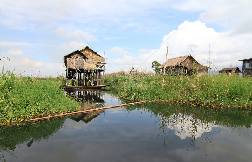 缅甸内尔湖的房屋皮艇文化杂草淡水入口技术堆房传统旅行热带图片