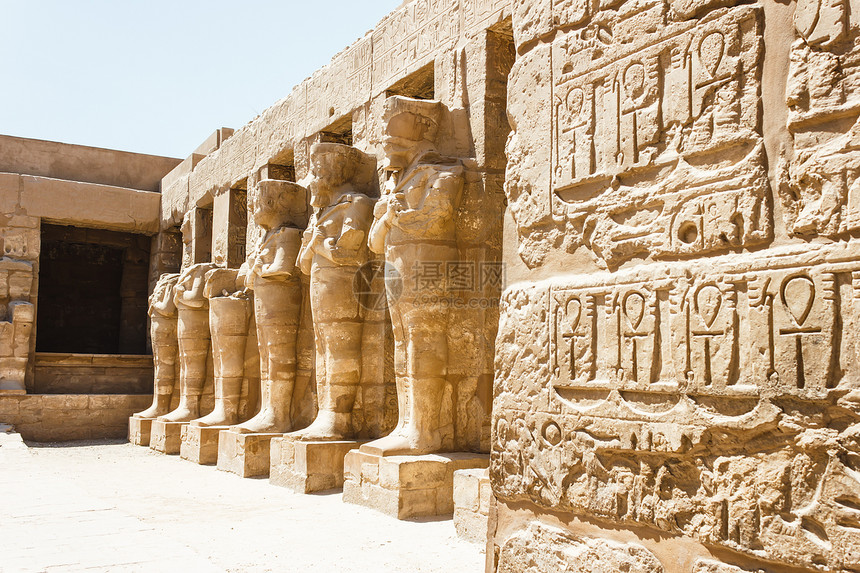 埃及卡纳克寺庙古老废墟旅行古董艺术纪念碑发掘柱子石头国王建筑学文字图片