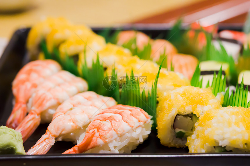 日食寿司食物美食白色红色海鲜海藻图片