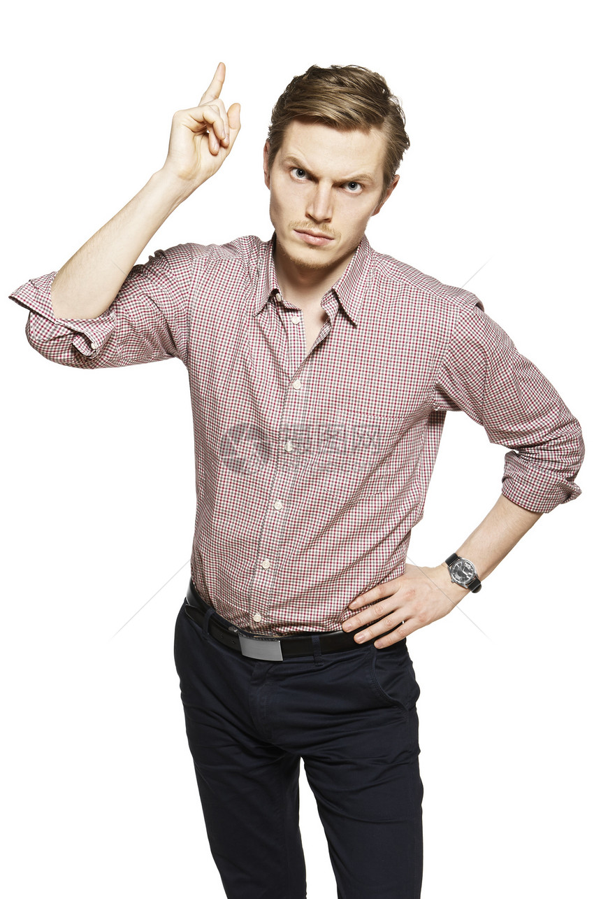 白人背景的年轻男子时装衬衫人类食指指针适应症男性上班族影棚成人图片