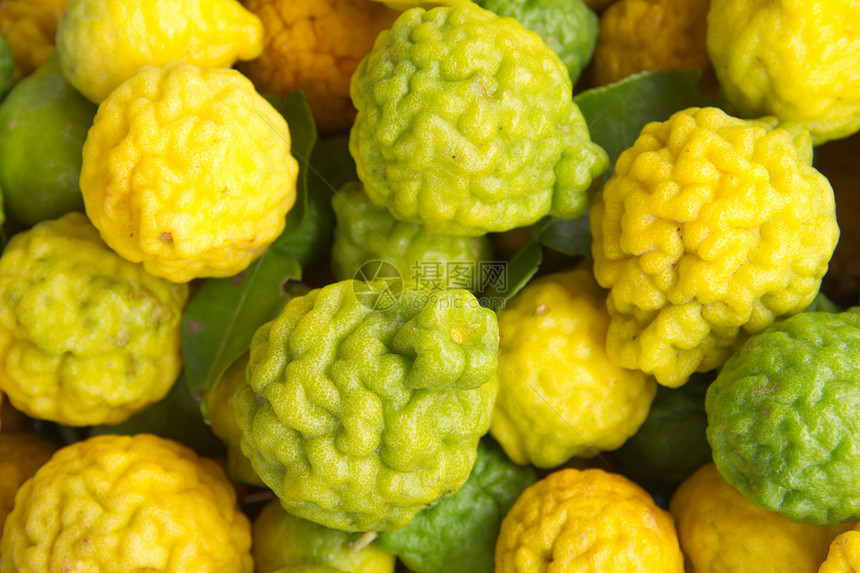 Kaffir 石灰疾病口渴橙子草本植物水果饮食种子柠檬镜子食物图片