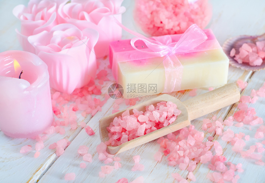 盐和肥皂工具身体娱乐玫瑰假期纯棉治疗薰衣草紫色蜡烛图片