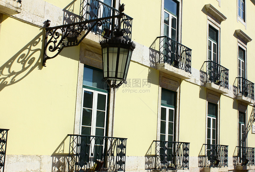 葡萄牙里斯本一栋典型大楼的详情 建筑图图片