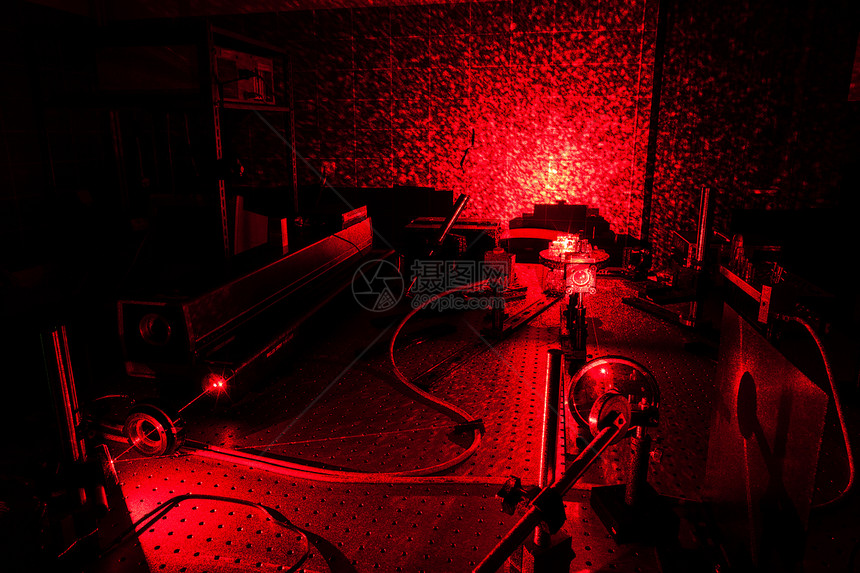 量子光学实验室的激光器危险粒子测试智商学校来源智力光子激光科学图片