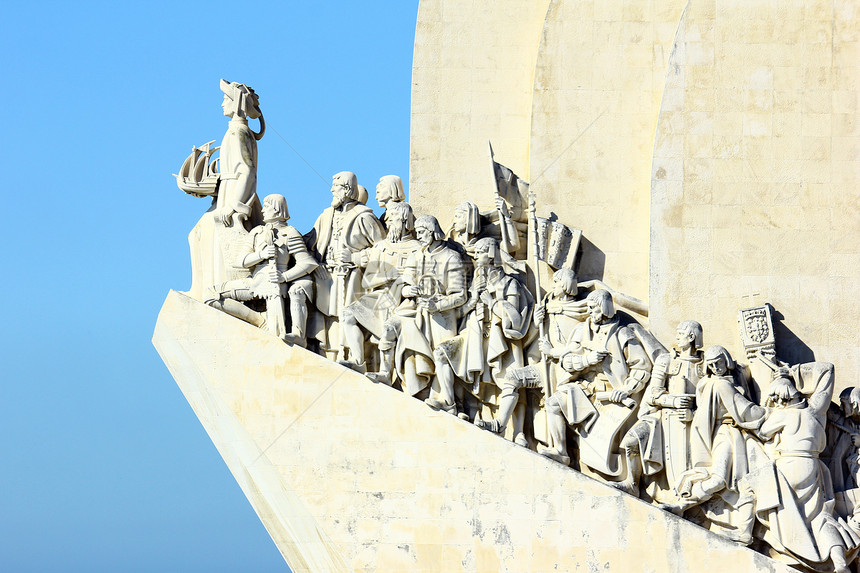 葡萄牙里斯本葡萄牙海发现者纪念馆的遗迹猎人长廊导航雕像装饰品海洋纪念馆先锋古董旅行图片