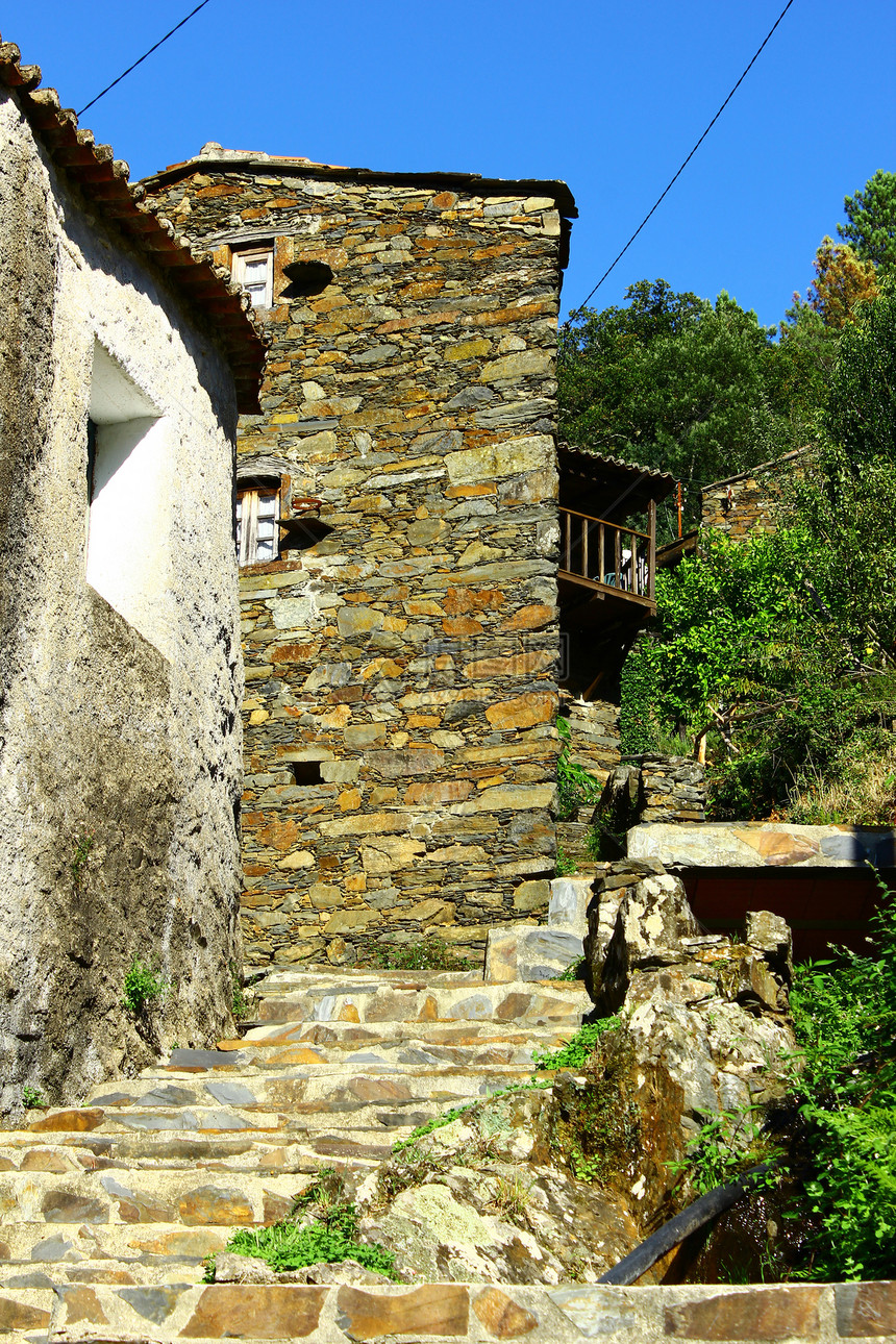 一栋古老的洗手间窗户乡村田园名胜村庄风景旅游页岩旅行历史图片