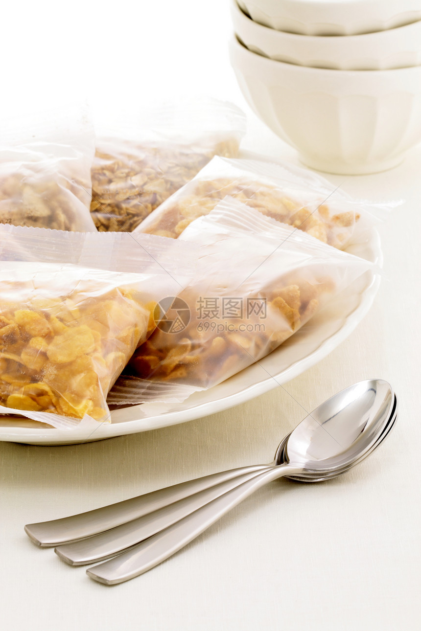 以及各种健康 美味和健康的谷物燕麦薄片营养纤维水果产品活力浆果食物早餐图片