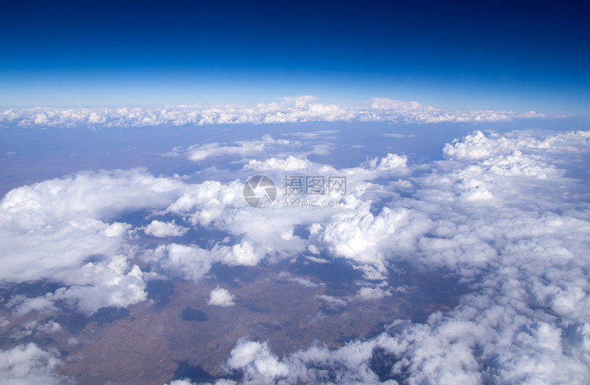 云幕背景天空气氛天线运输游客天堂天气航班自由明信片图片