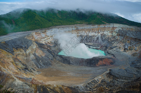 火山弹坑火山特征高清图片