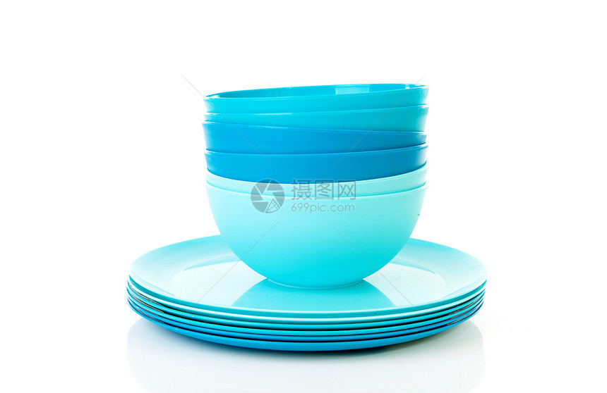 蓝色塑料板和碗盘图片