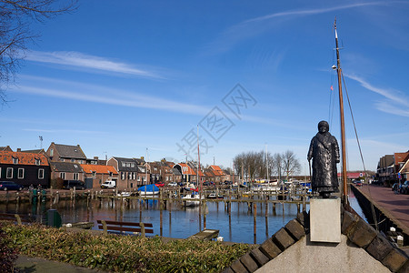 威廉米娜王后雕像女王天空房屋码头航行环境背景图片