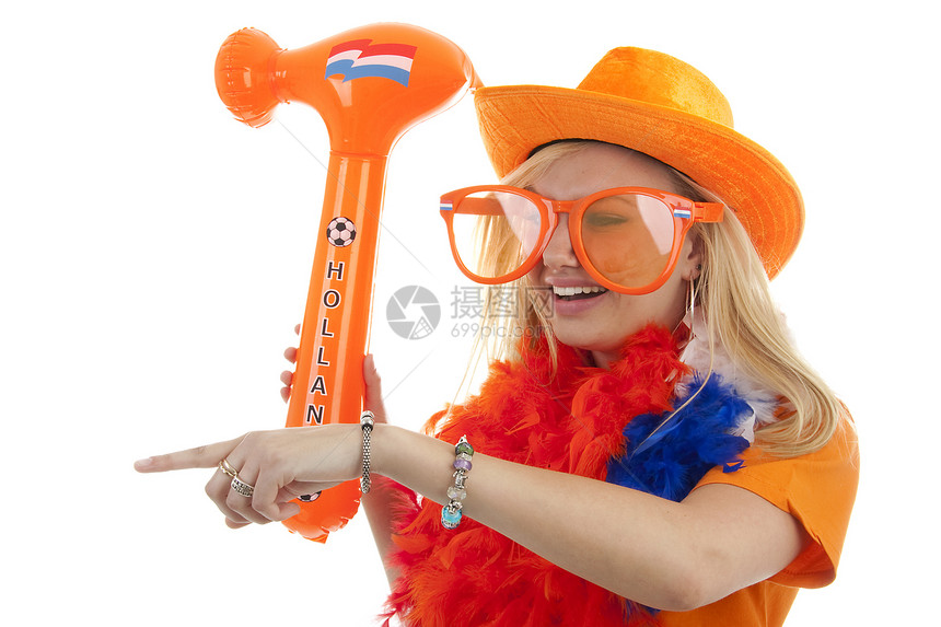 足球支持者用锤子炸掉派对红色庆典游戏白色锦标赛橙子配饰蓝色帽子图片
