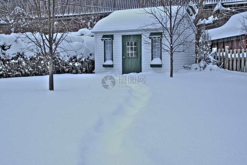 下雪路径92图片