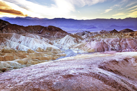 加利福尼亚州Zabruski点死角谷国家公园荒野国家石头旅行远景崎岖地质学风景环境沙漠背景图片