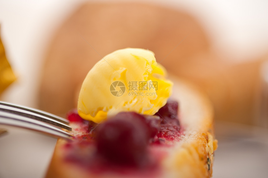面包奶油和果酱水果营养宏观早餐食物黄油浆果棕色小麦小吃图片