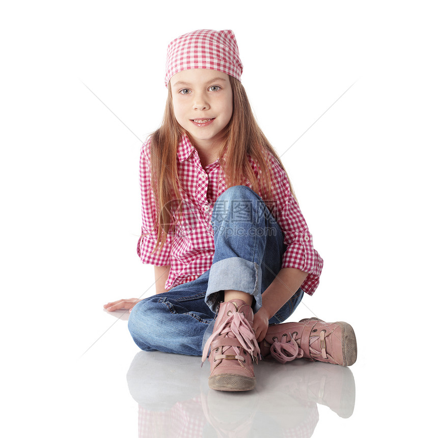 时装小女孩女孩靴子牛仔裤长发魅力衣服快乐工作室红色白色图片