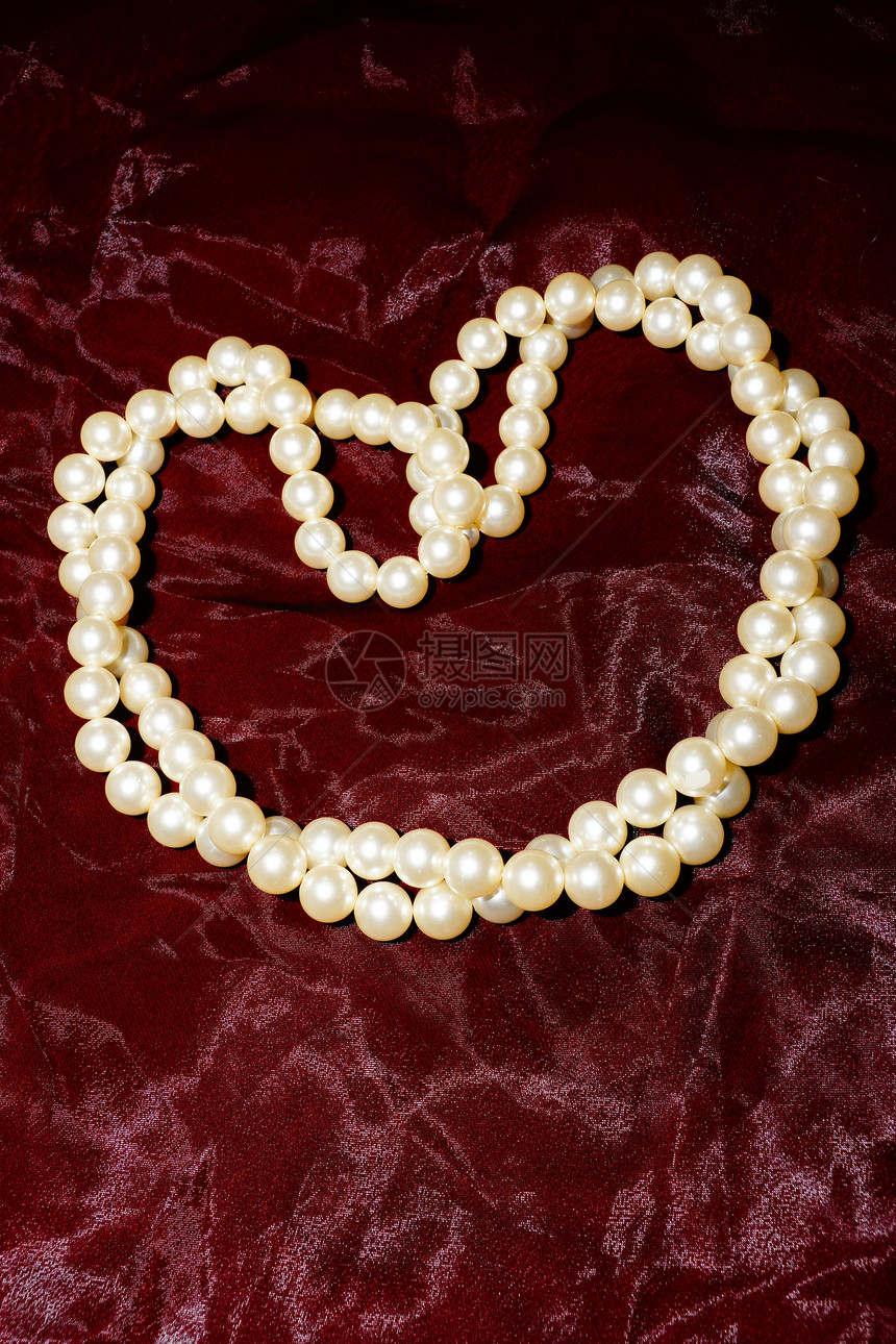以珍珠为心礼物魅力女士展示手镯边界珠宝细绳木头石头图片