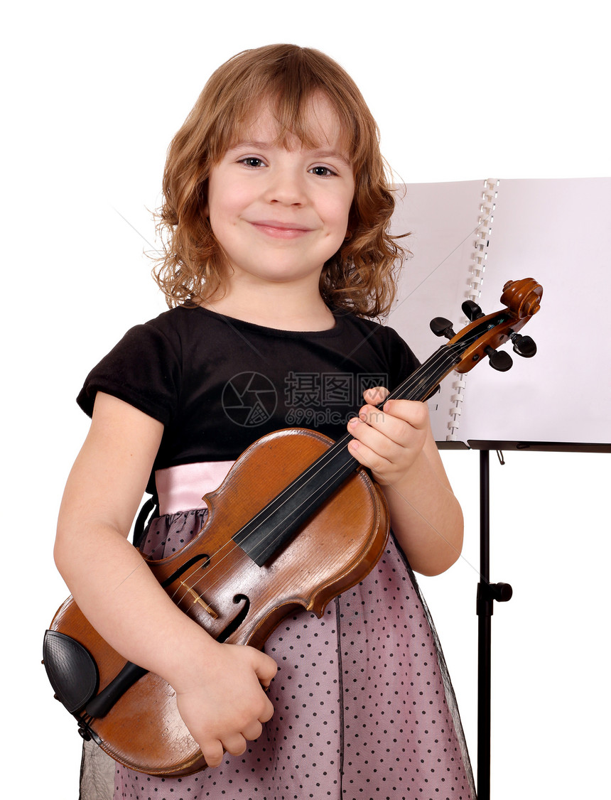 带着小提琴的快乐小女孩图片
