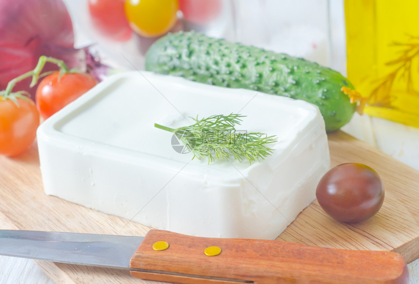 希腊沙拉的成分食物午餐产品文化叶子柔软度蔬菜盘子烹饪奶制品图片