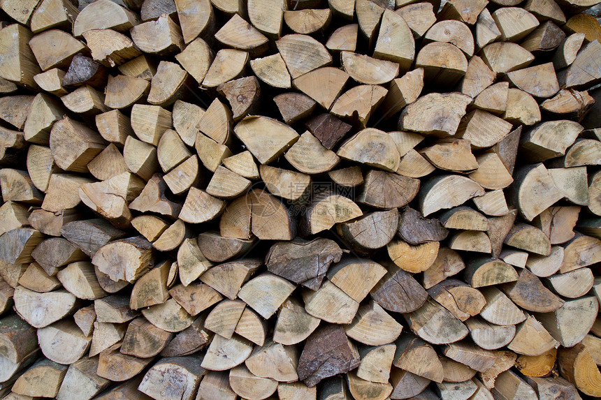 木柴硬木松树砍柴木材图片