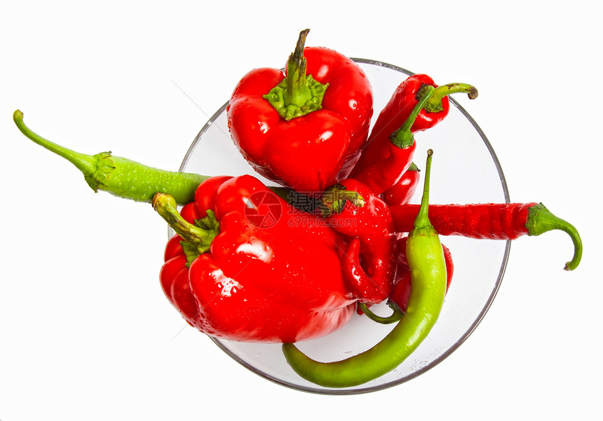 沙拉盘中的红辣椒和绿胡椒成分图片