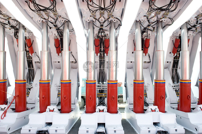 水力支持金属机器液压机械圆柱技术重工业红色矿业工业图片