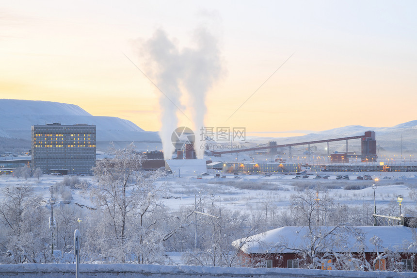 铁矿石炼油厂图片