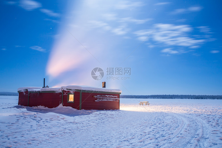 冬季风景 瑞典环地之夜图片