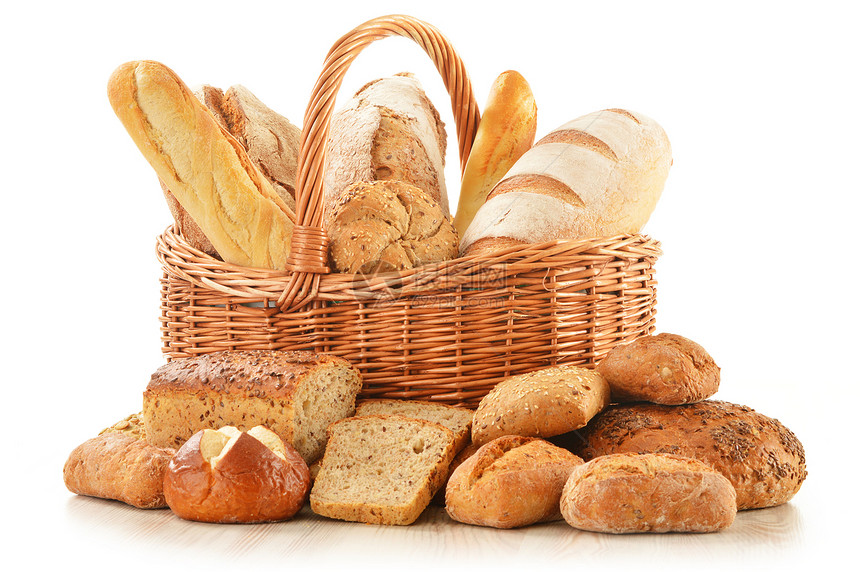 面包和卷轴篮子中的面包和卷滚小麦食物粮食早餐产品桌子农业厨房大麦传统图片