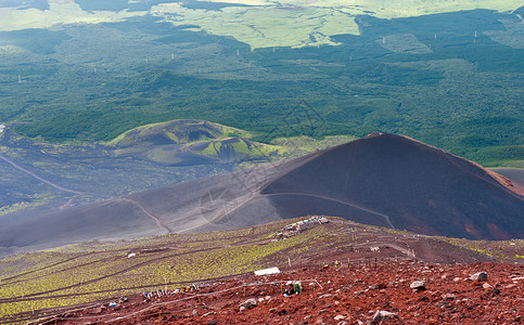 富士山面积踪迹火山锥灌木小路冒险植物爬坡沙砾地场景火山岩背景