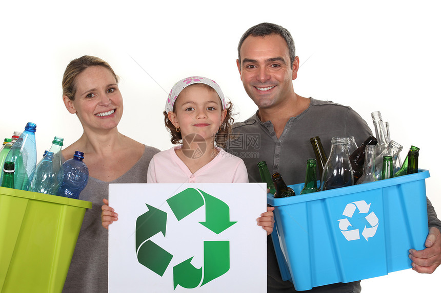 家庭回收瓶童年玻璃爸爸集体塑料环境母亲教育垃圾桶孩子图片