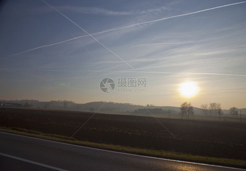 日落天际景观建筑地平线建筑物天空场景生活商业阳光图片