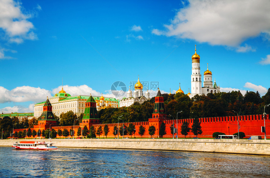 莫斯科市中心与克里姆林宫的全景地标圆顶穹顶大教堂国家寺庙天空血管图片